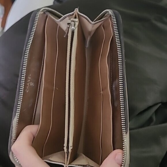 Authentic CHANEL Long Zippy Wallet - Picture 10 of 16